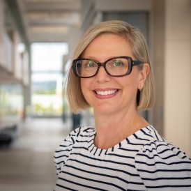 Rachel Power headshot